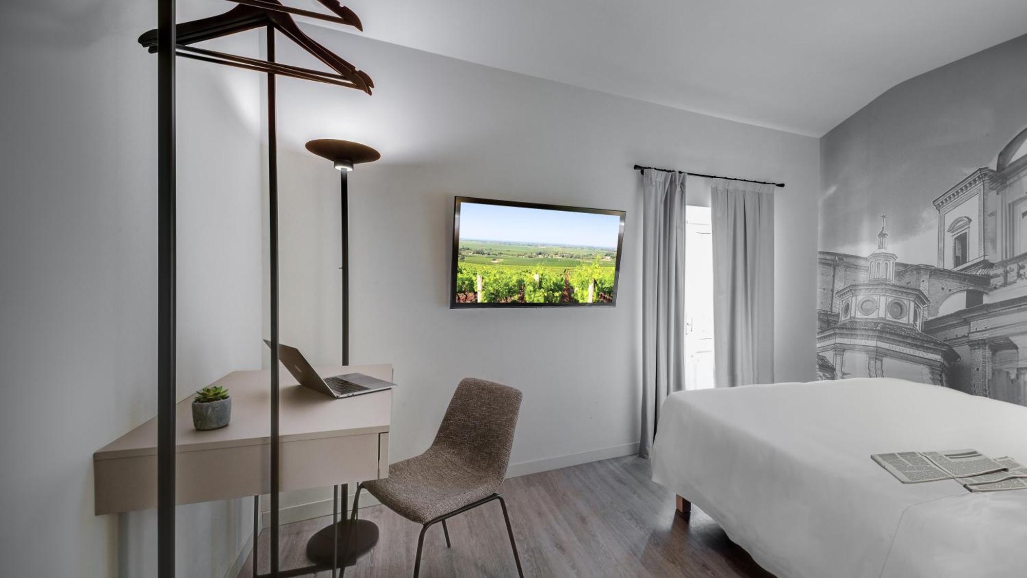 Bed and Breakfast Be Duomo - Self Check-In Voghera Exterior foto