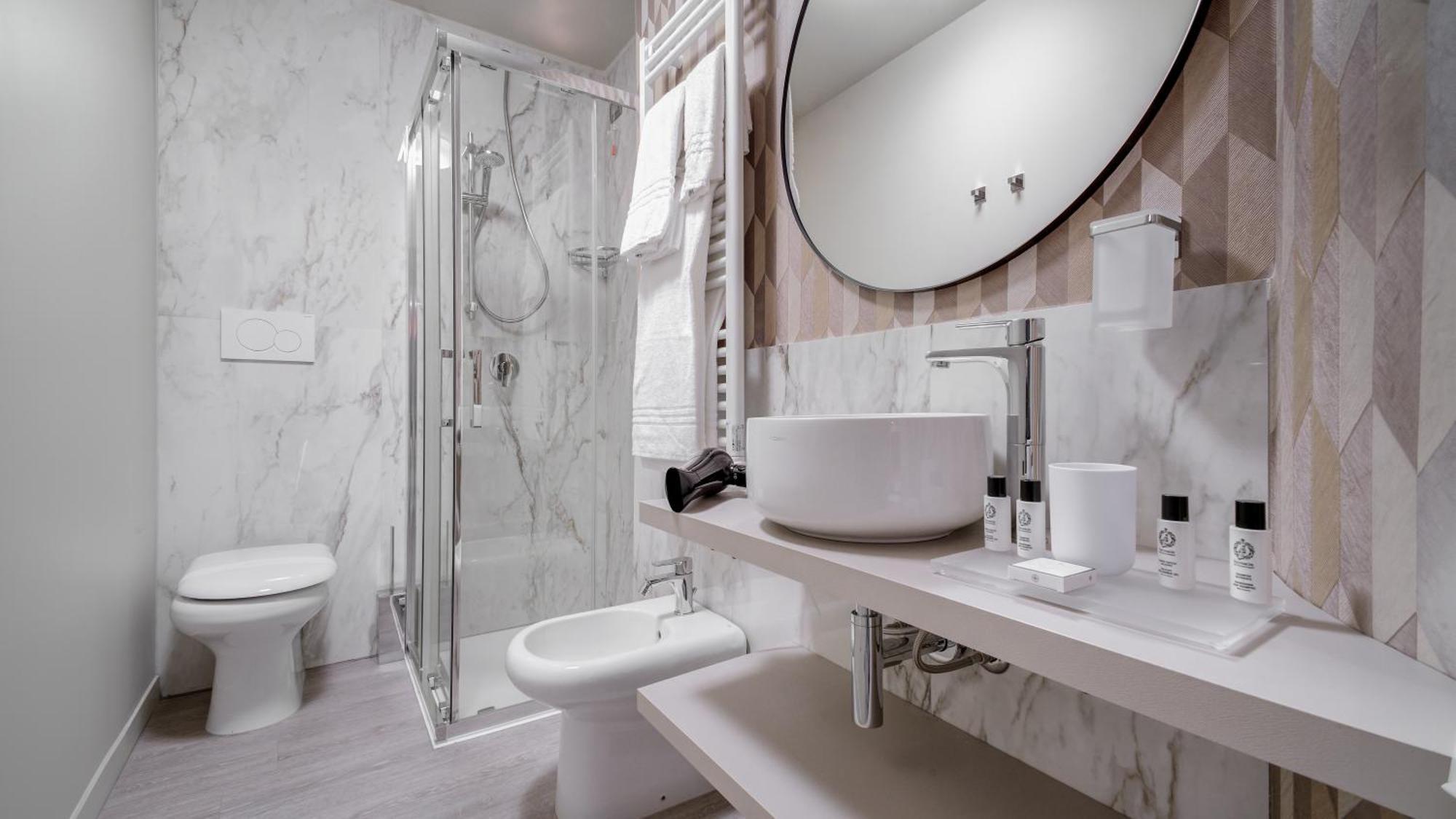 Bed and Breakfast Be Duomo - Self Check-In Voghera Exterior foto